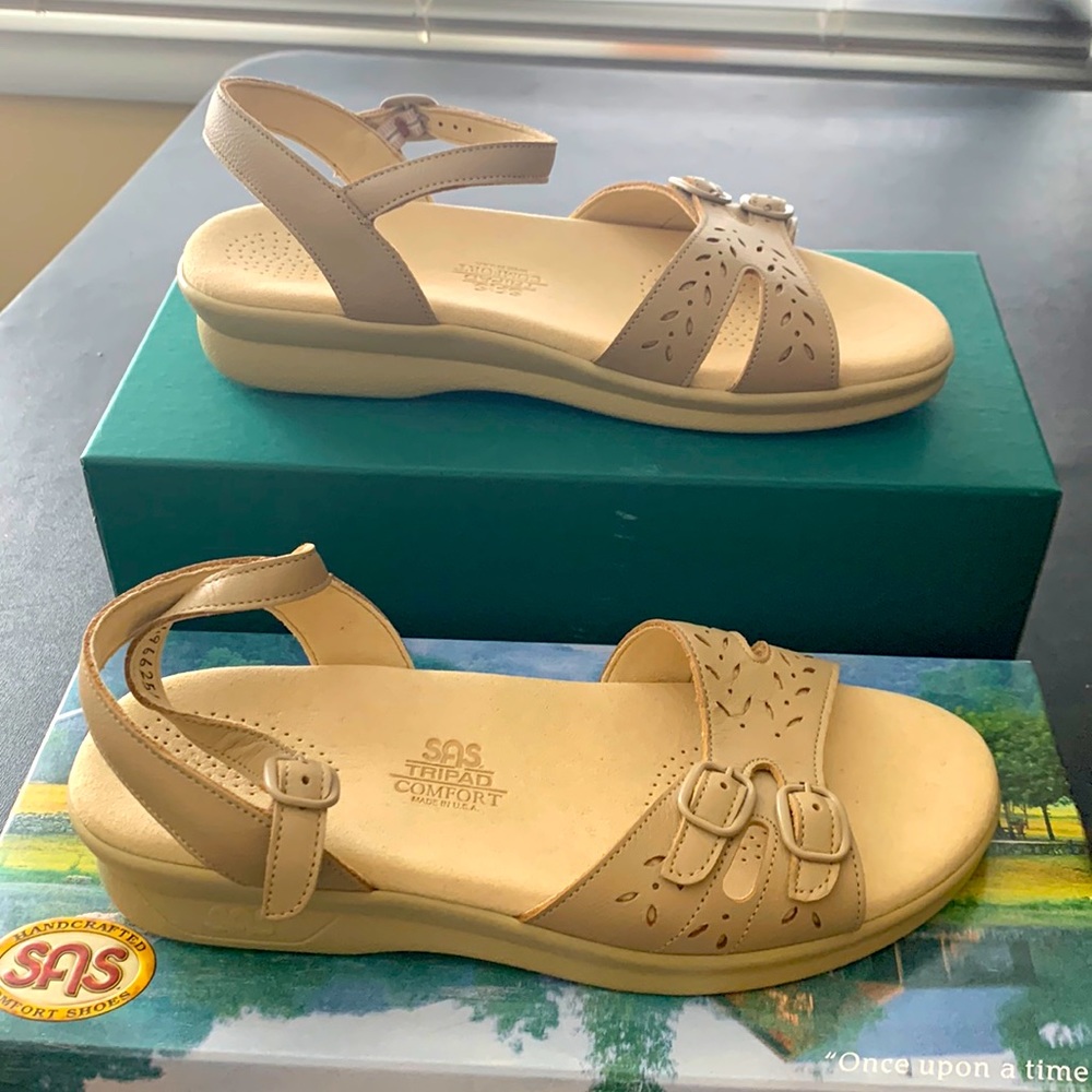 SAS Duo Quarter Strap Sandal, Women’s size 8 Wide, Color Natural